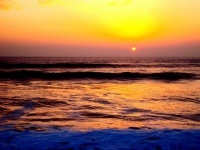 Zachód słońca nad oceanem