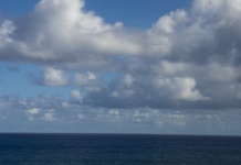 Nubes sobre el océano