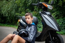 Scooter, adolescente, cara, motocicleta