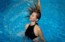 Splash, piscina, niña, mujer, retrato