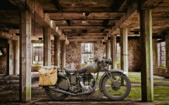 Motorfiets, verlaten gebouw, behang