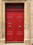 Ușă roșie