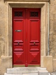 Ușă roșie