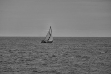 Barca a vela in mare
