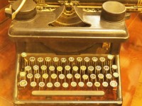Mașină de scris