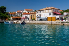 Pequeno porto na Croácia