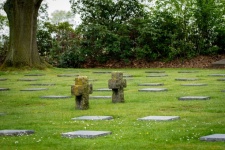Cemitério militar, sepulturas