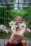 Daisies, Hands, Bouquet, Stretching