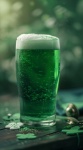 Pint grünes Bier