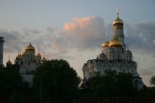 Cupole dorate dal fiume Mosca