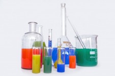 Cristalería de laboratorio