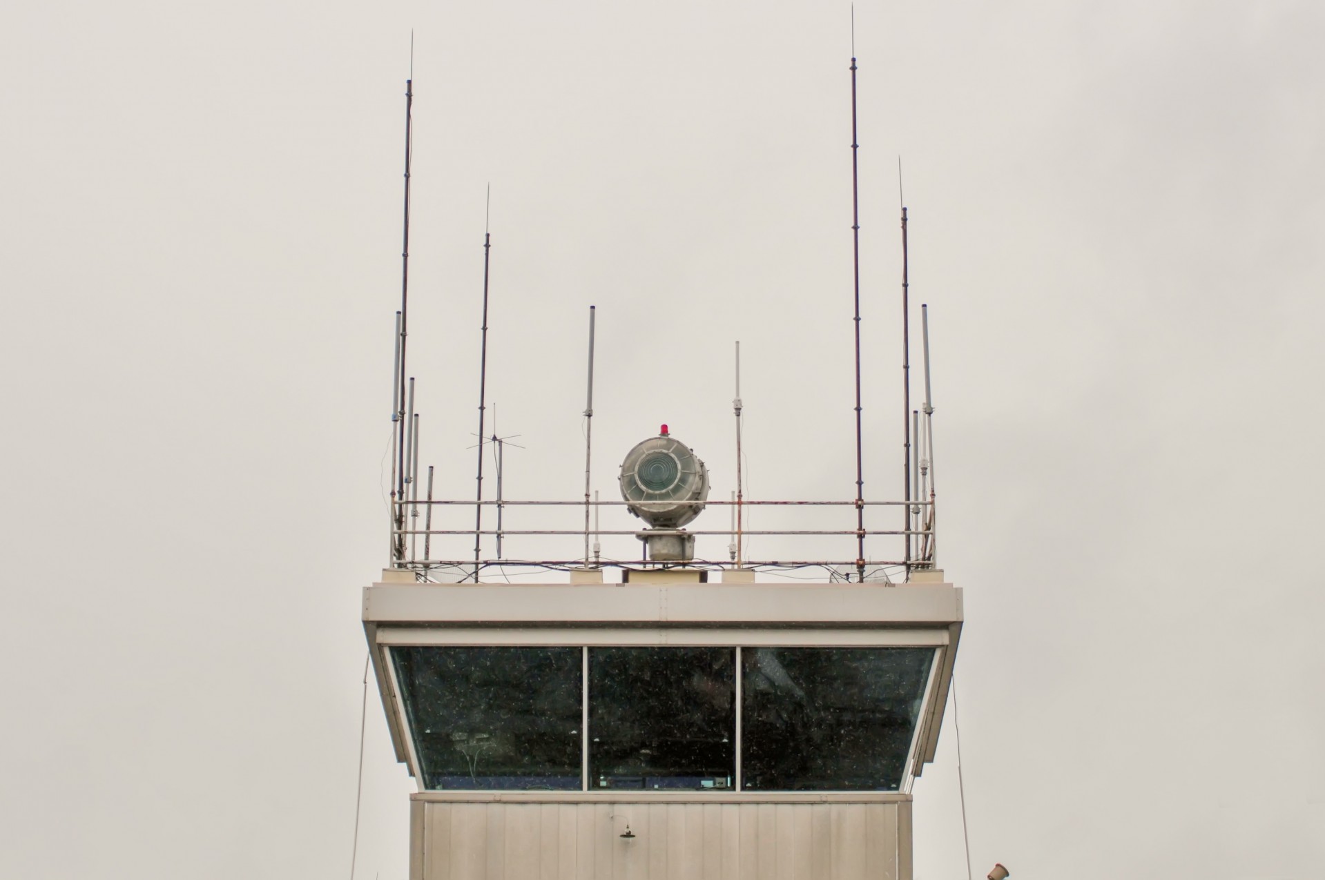 Flughafen-Kontrollturm