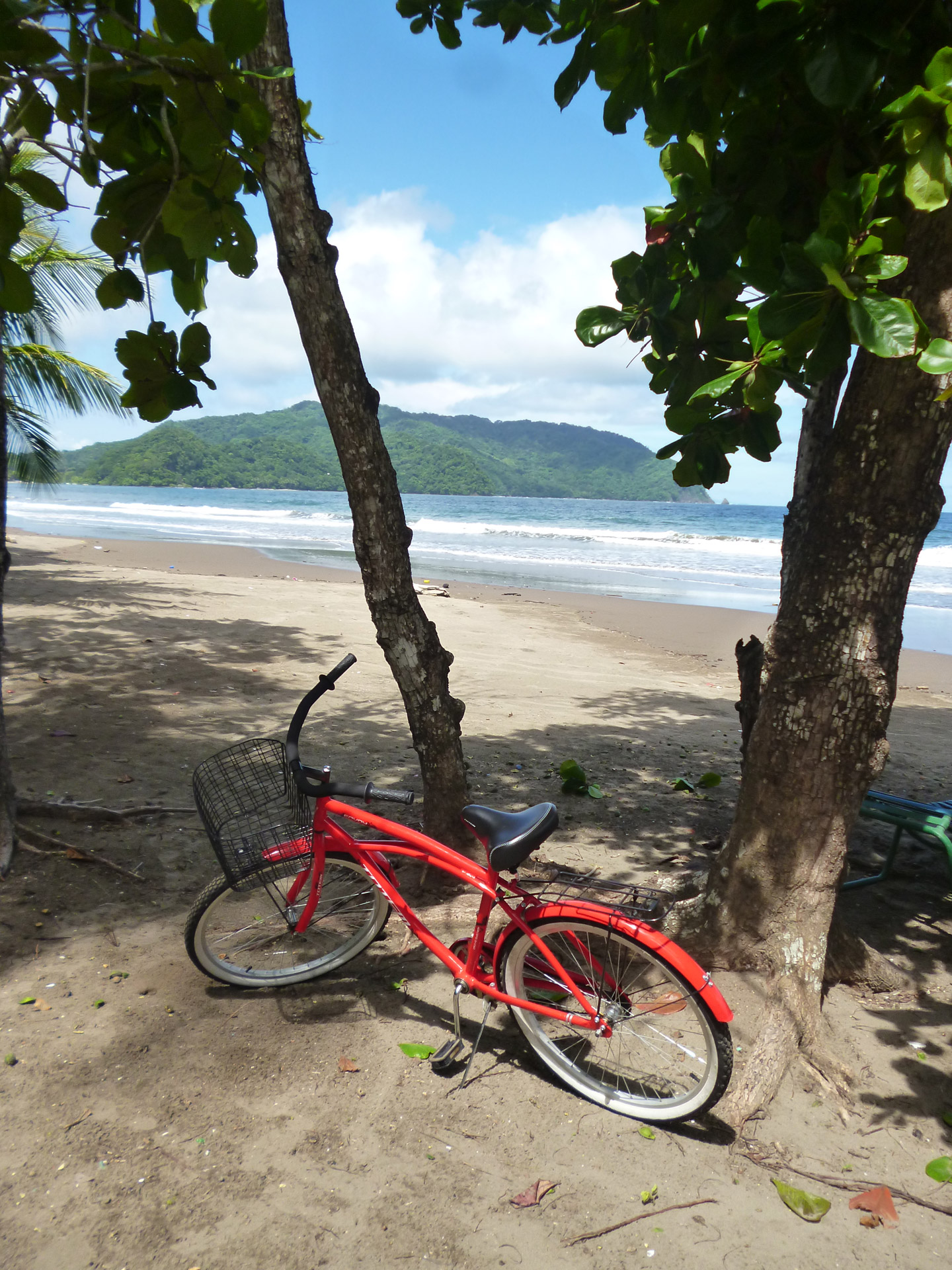 Велосипед на пляже