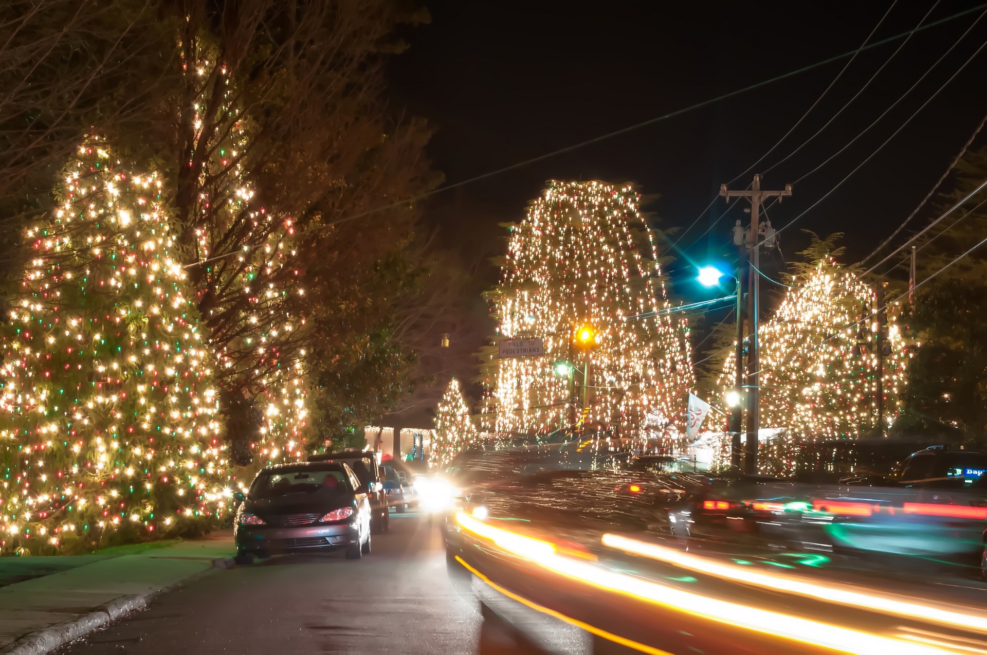 Рождественский город США ночью