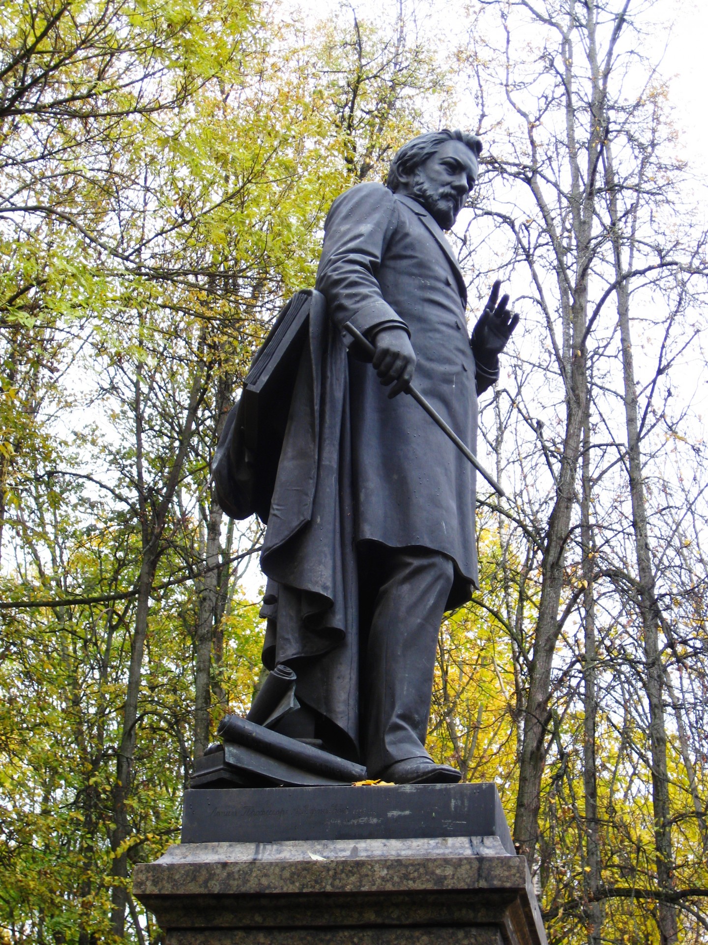 Памятник композитору Глинке