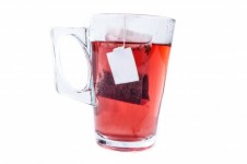 Skleněný šálek s čajový sáček