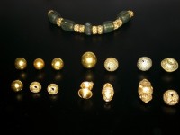 Viking guld pärlor