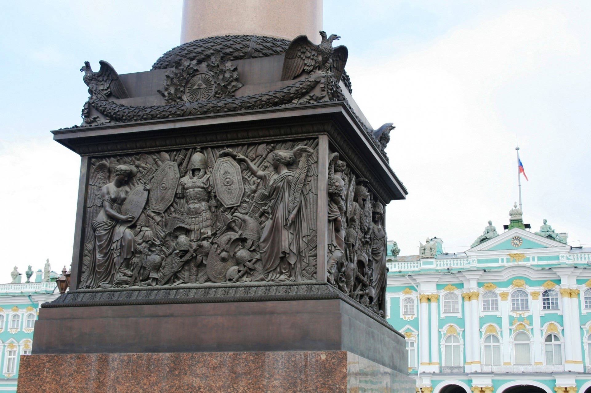 Александровская колонна, Санкт-Петербург