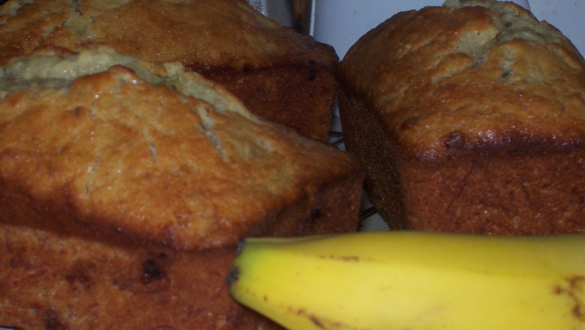 香蕉面包坚果大面包 库存照片. 图片 包括有 碳水化合物, 部分, 快餐, 巴西, 正餐, 外壳, 午餐 - 29709872