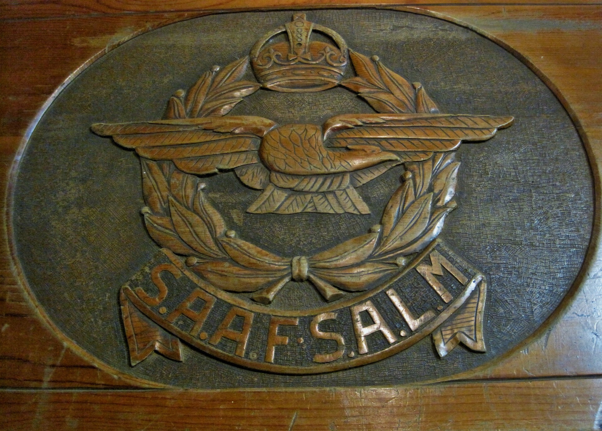 эмблема военно-воздушных сил на Kist