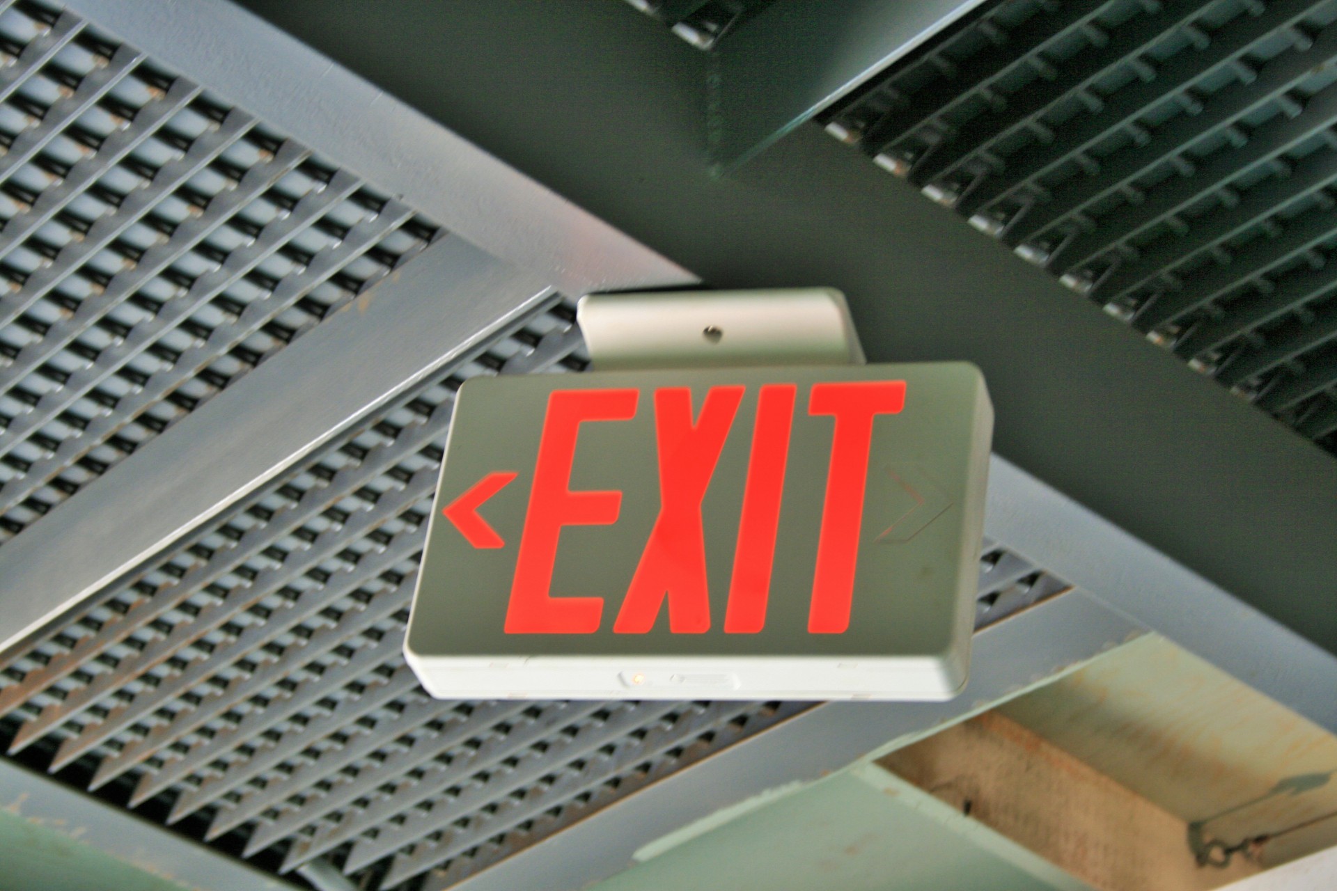 Free Exit Signs Pictures, Download Free Exit Signs Pictures png images ...