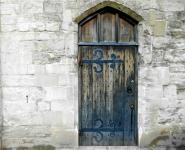 Antik Dörr På sidan av katedralen