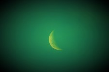 Luna verde misterioso