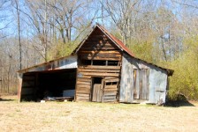 Rusty Old Barn Bouda