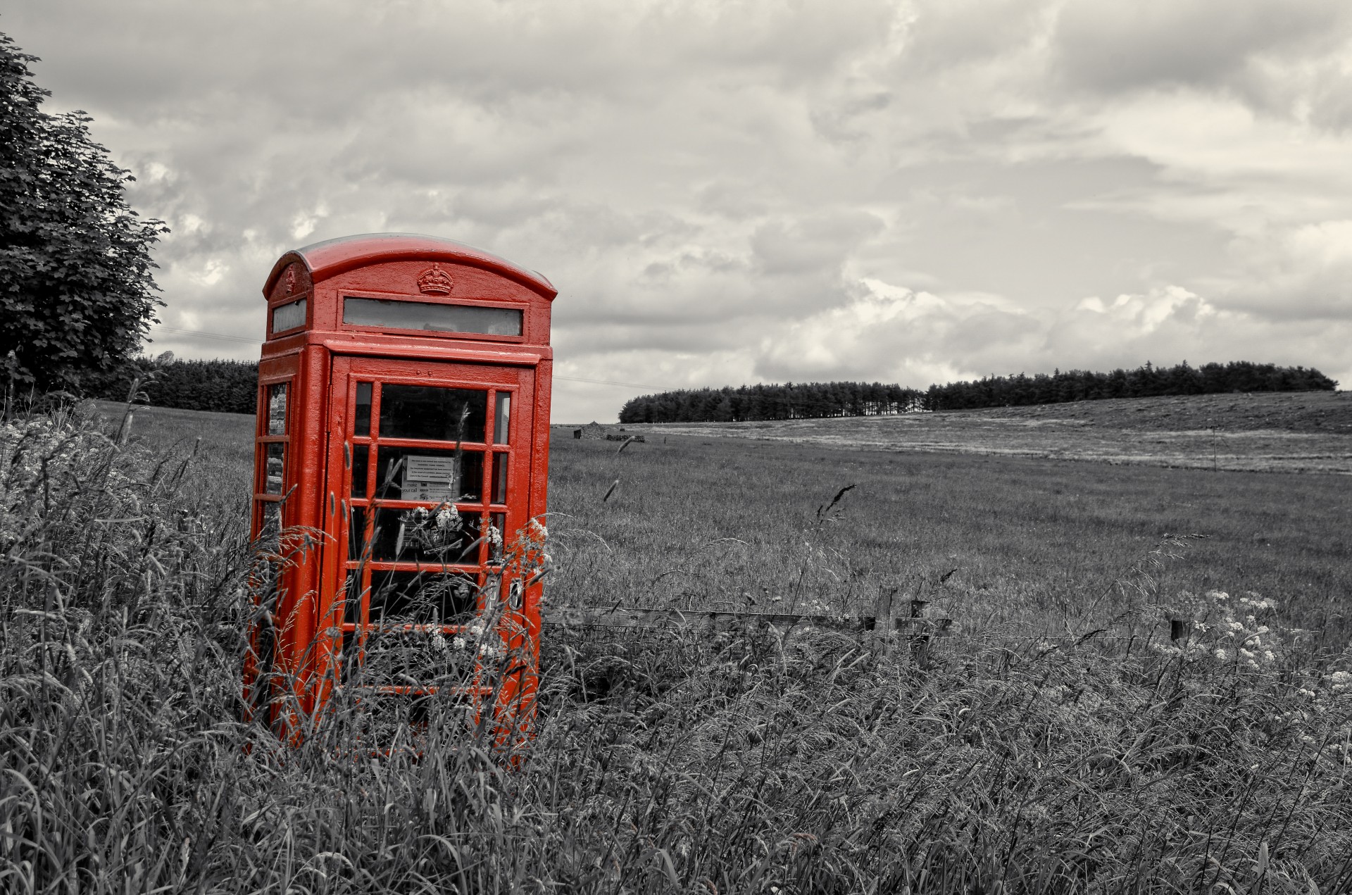 Cabina de telefon roșu