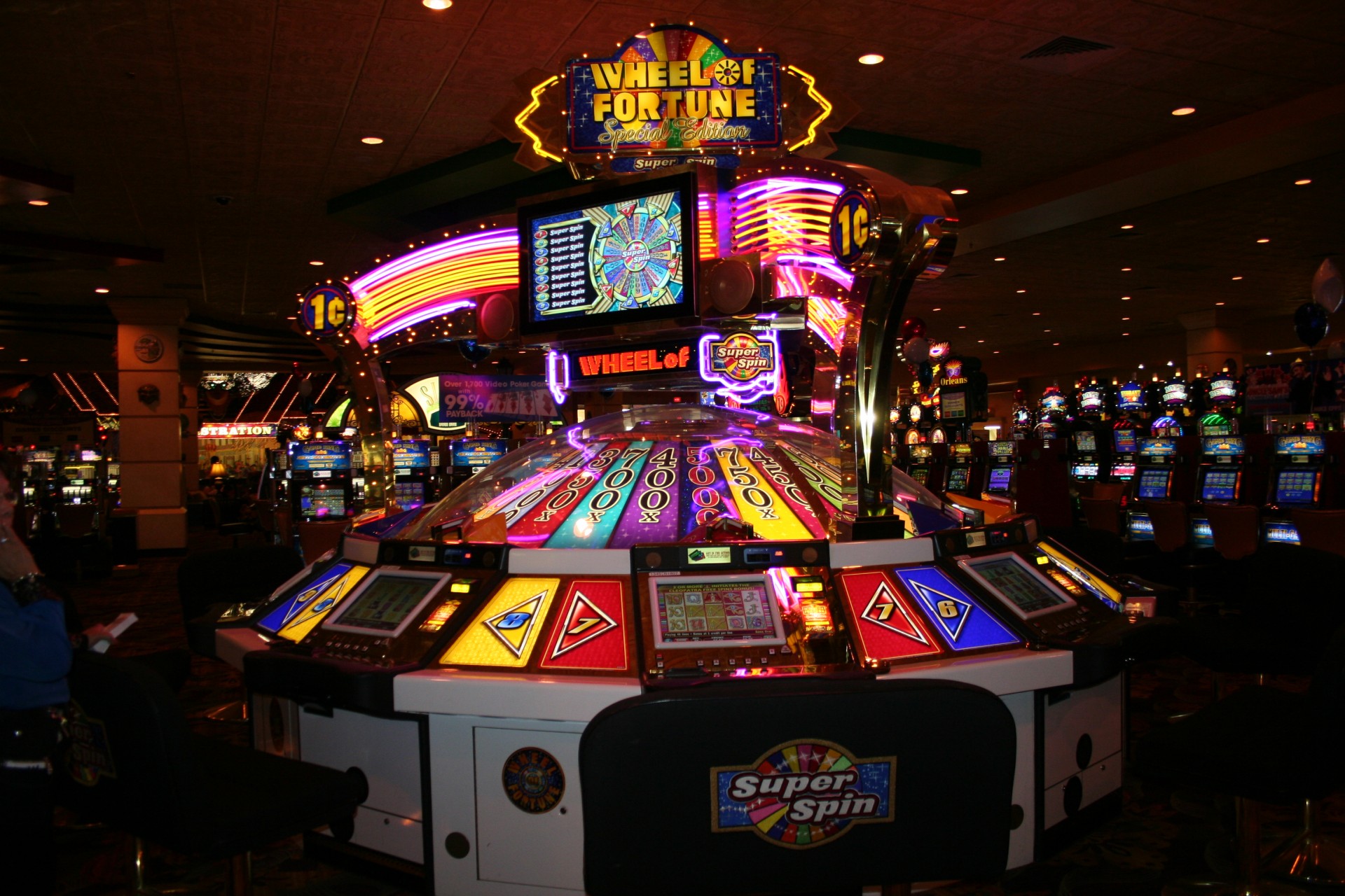 Vegas Slot Machine 2 Free Stock Photo - Public Domain Pictures